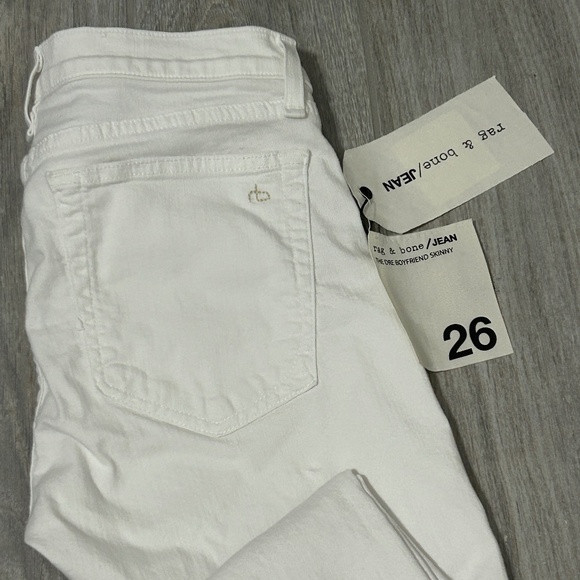 LIKE NEW! Women's Rag & Bone White Slim Boyfriend Jeans - 26 - Picture 5 of 13